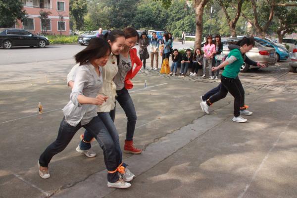 我院庆祝女生节活动之趣味运动会顺利举行-广西大学法