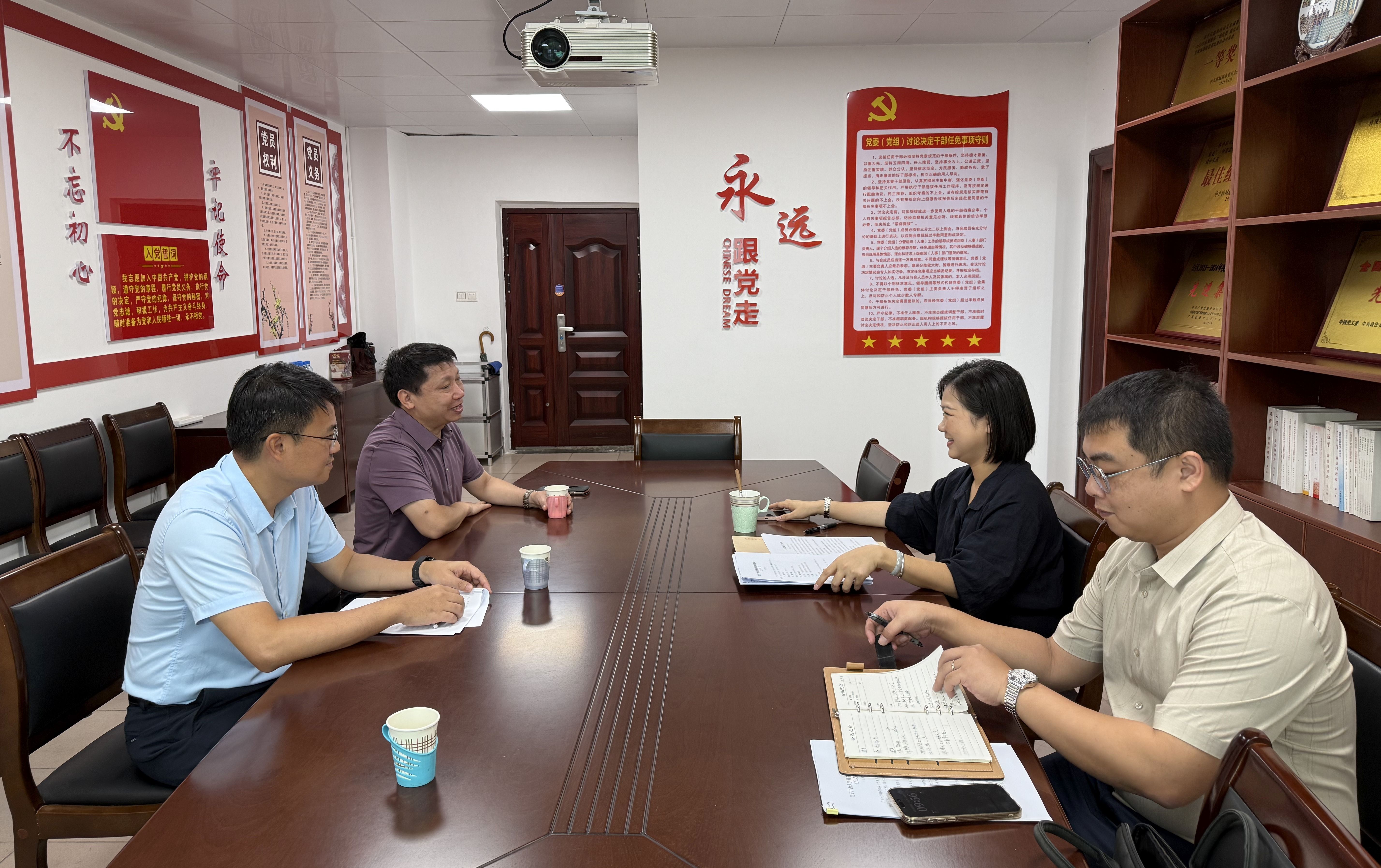 法学院赴防城港东兴市走访调研 选调生工作